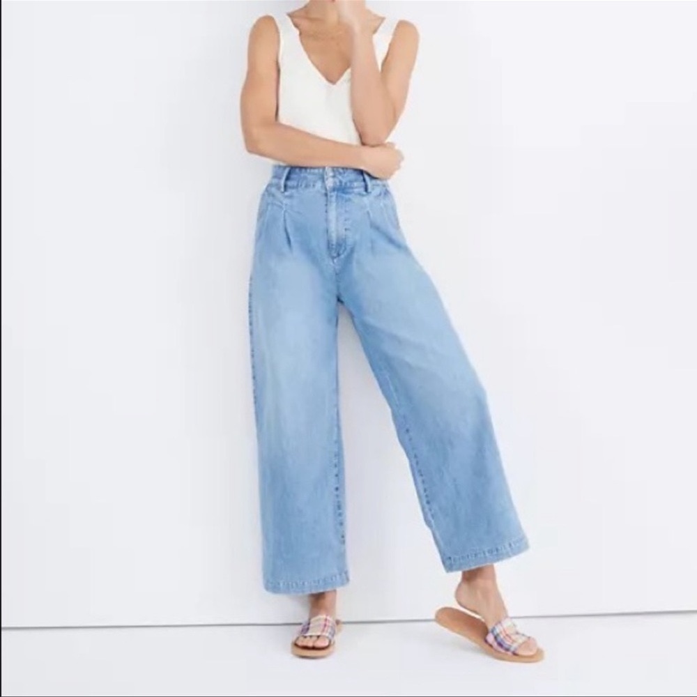 Madewell Pleated Wide Leg Jeans in Kinnon Wash Size 8